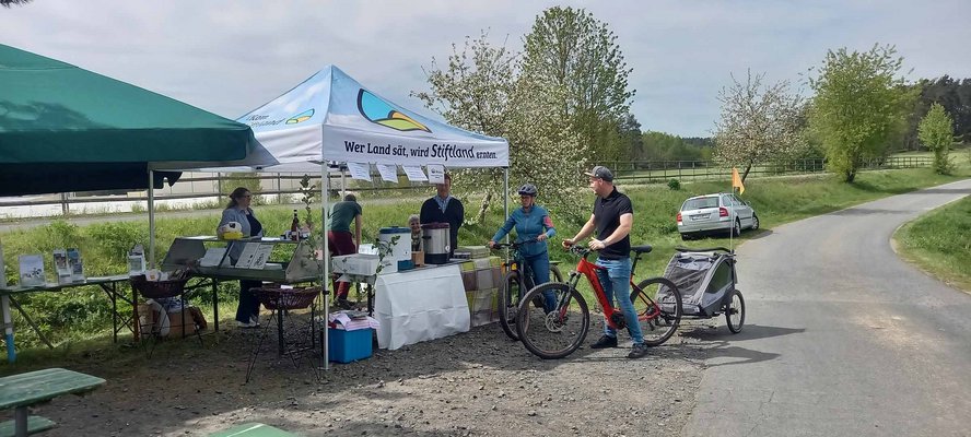 Saftschorlen und Bio-Käsesemmeln in Liebenstein